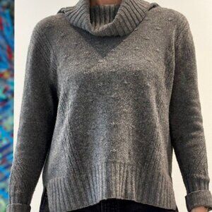 Black Goat Cashmere, cowlneck grey sweater, Size S